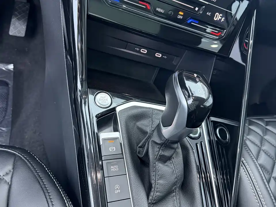 Volkswagen Tayron 2023 280TSI 2WD Luxury Plus Advanced Edition фото 12