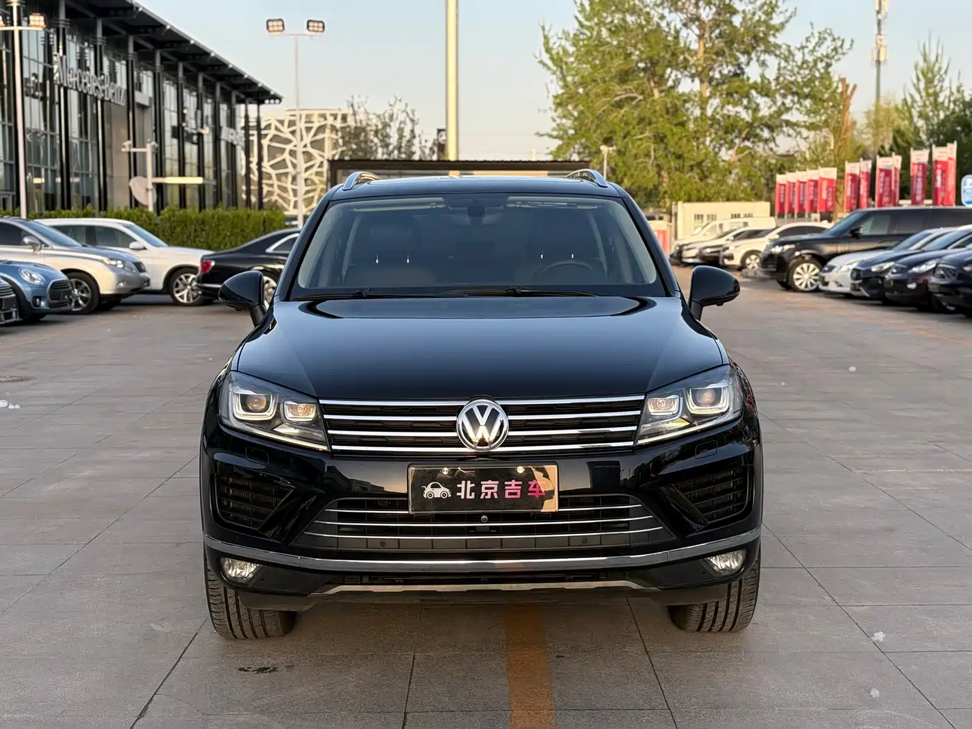 VOLKSWAGEN TOUAREG