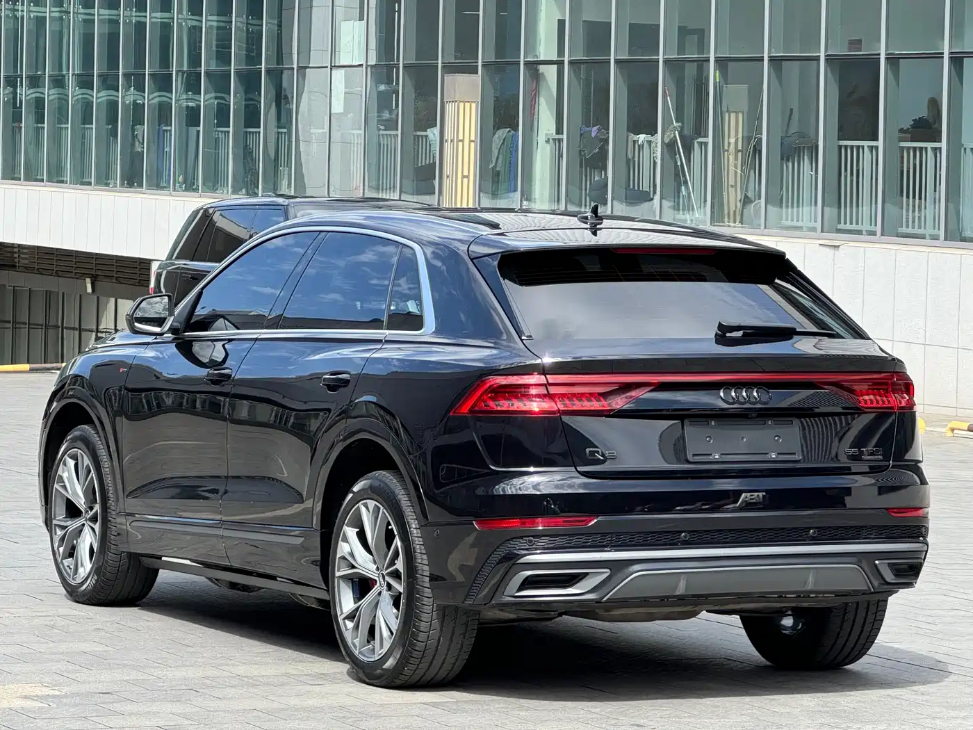 Audi Q8 2021 Model 55 TFSI Premium Dynamic фото 13