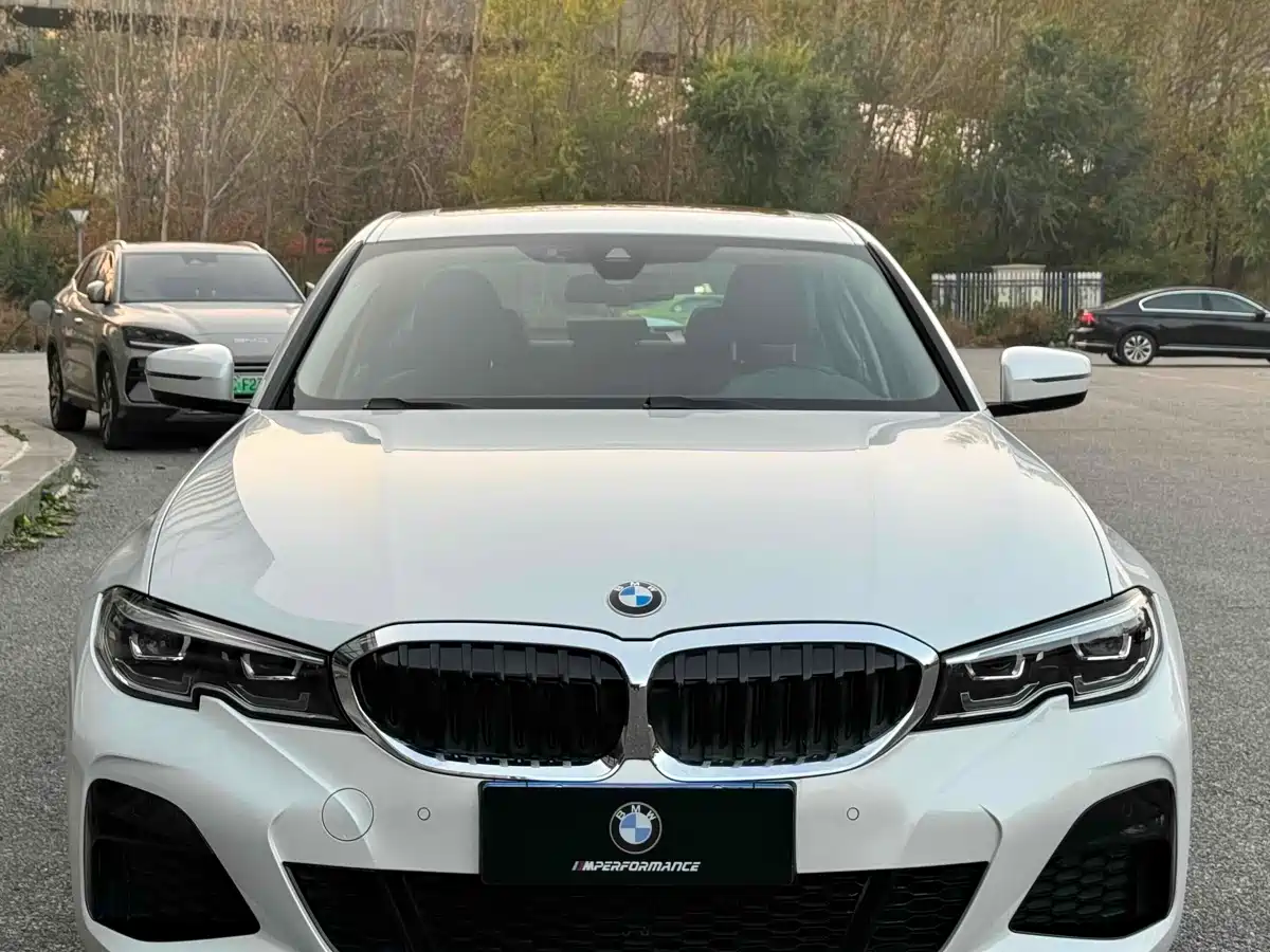 BMW 3 Series 2022 Facelift 325i M Sport Package