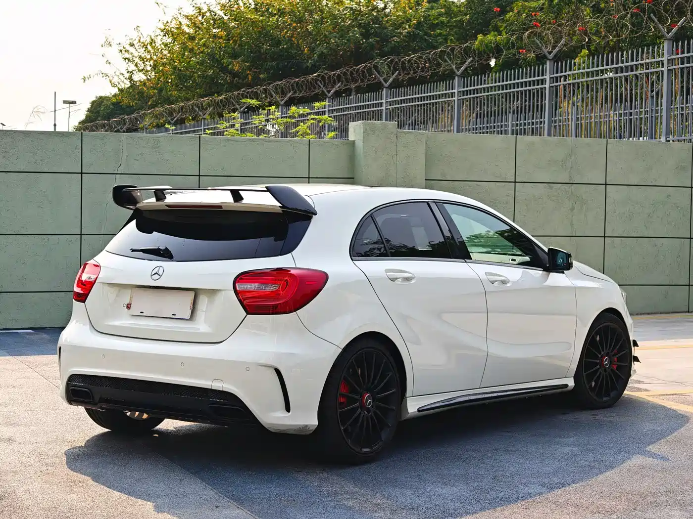 Mercedes-Benz A-Class AMG (Import) 2014 AMG A 45 4MATIC фото 13