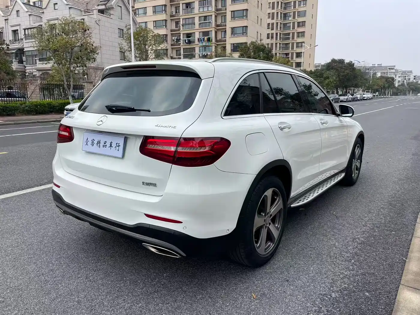 Mercedes-Benz GLC 2016 GLC 260 4MATIC Luxury фото 10