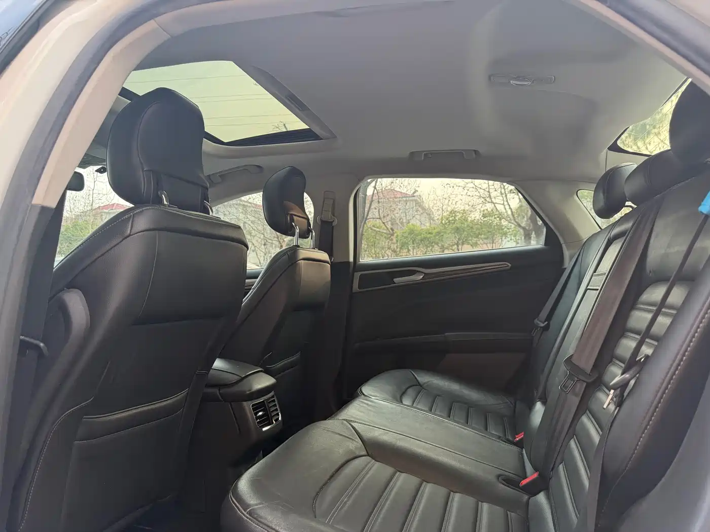 Ford Mondeo 2013 2013 2.0L GTDi200 Luxury