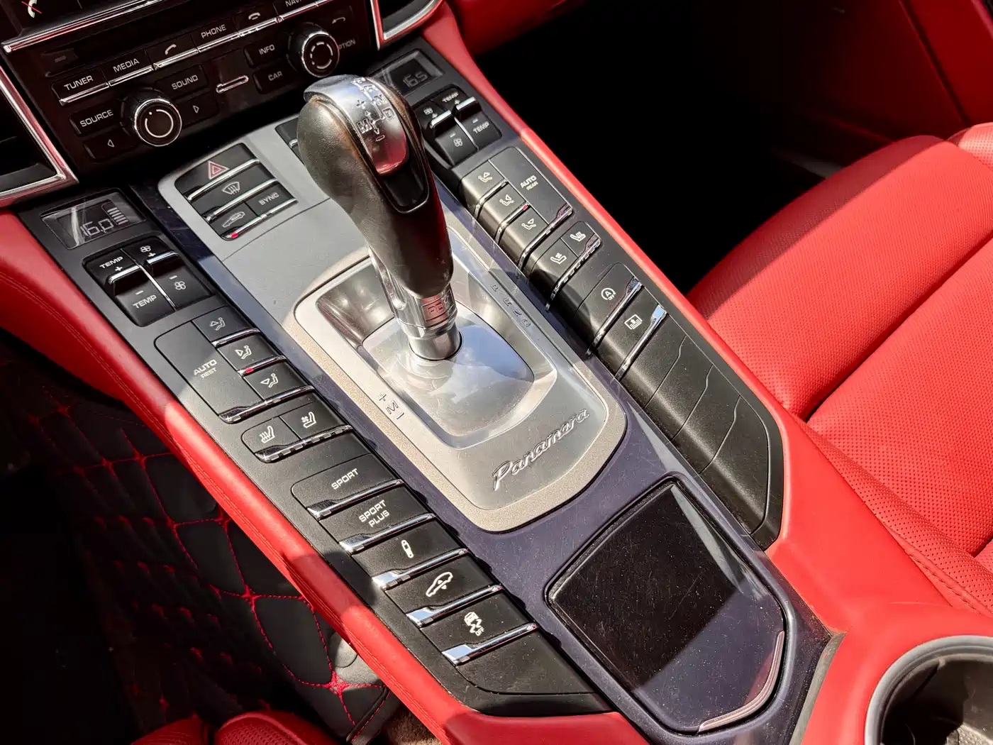 Porsche Panamera 2016 Panamera Executive Edition 3.0T фото 14