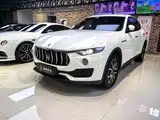 Photo 1 - Maserati Levante