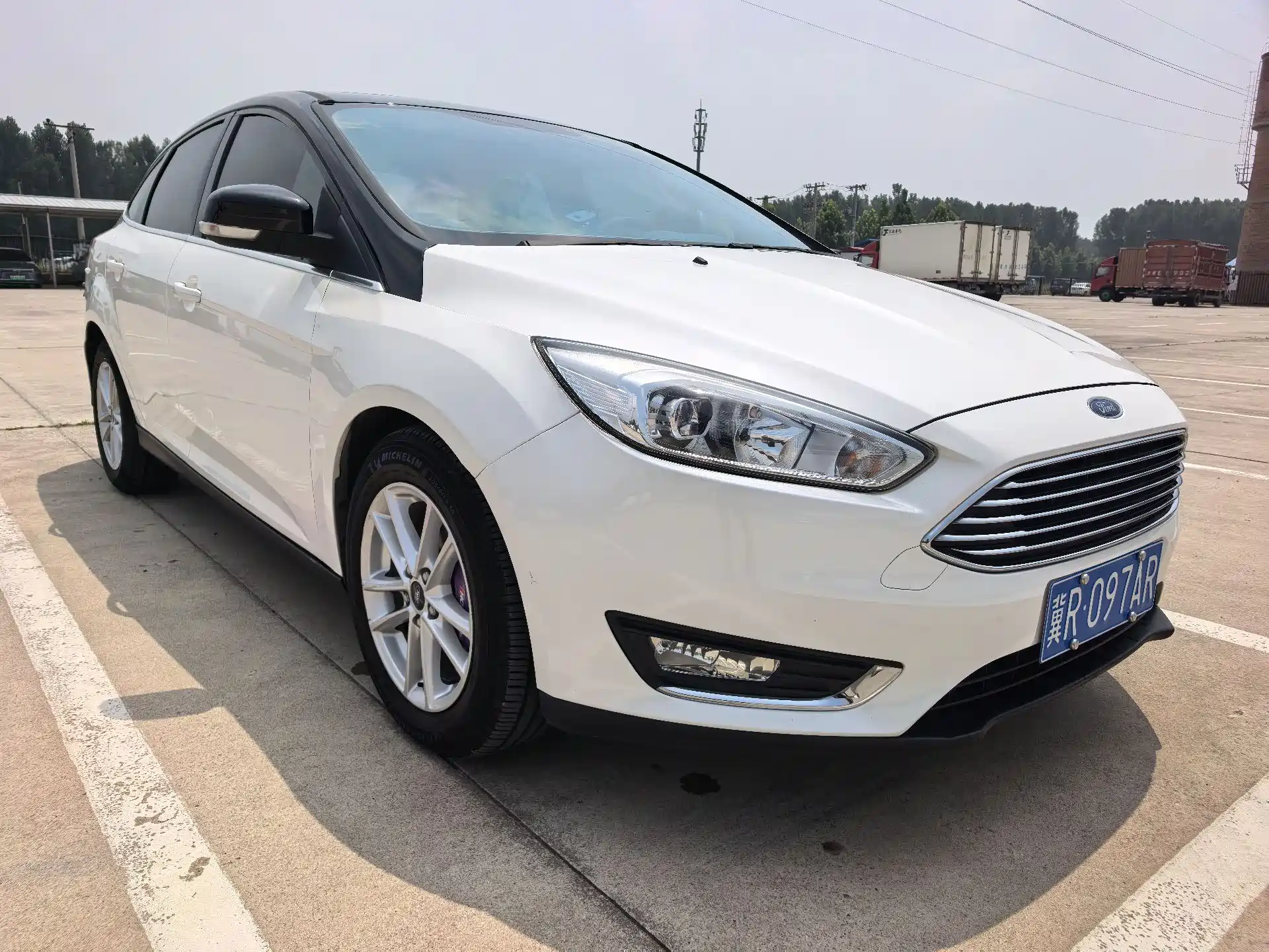 Фото 3 - Ford Focus