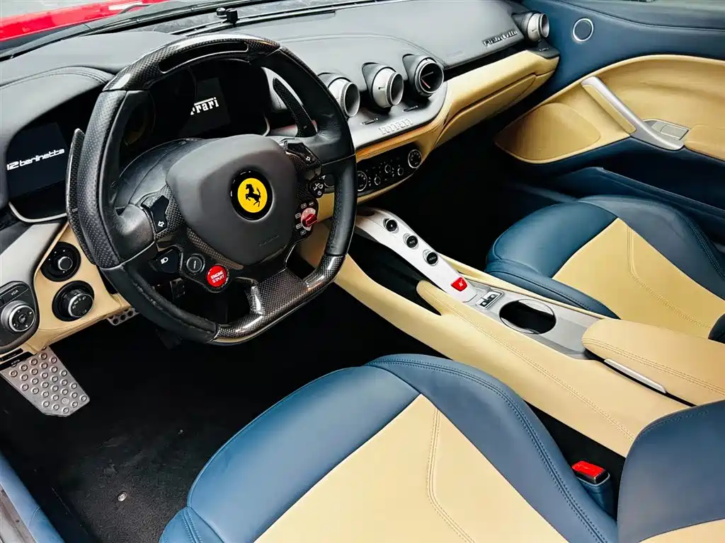 Ferrari F12berlinetta 2013 6.3L Standard фото 6