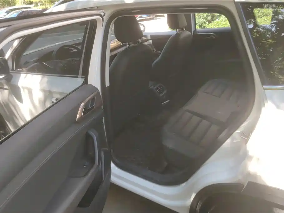 Volkswagen Tharu 2019 280TSI 2WD Luxury Edition China V фото 11