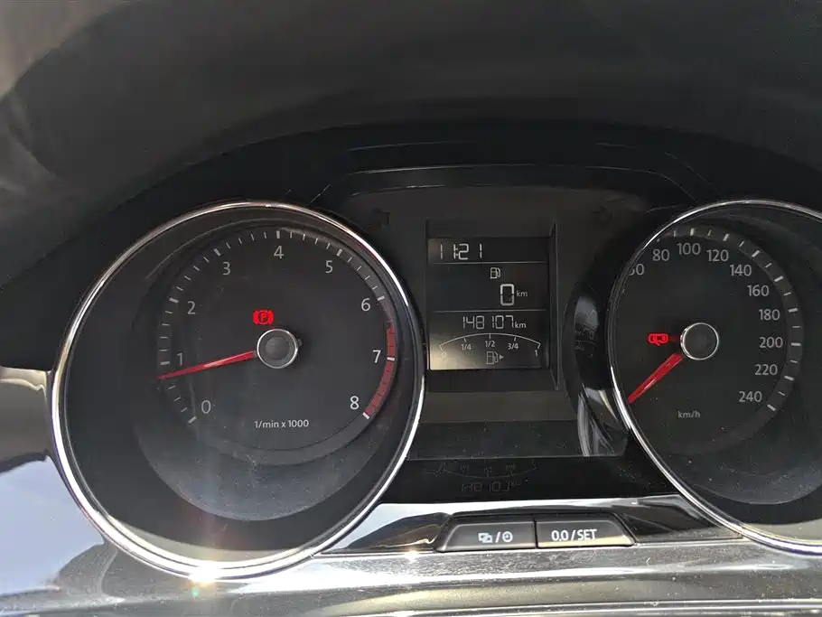 Volkswagen Bora 2015 Quality Edition 1.6L Manual Fashion фото 14