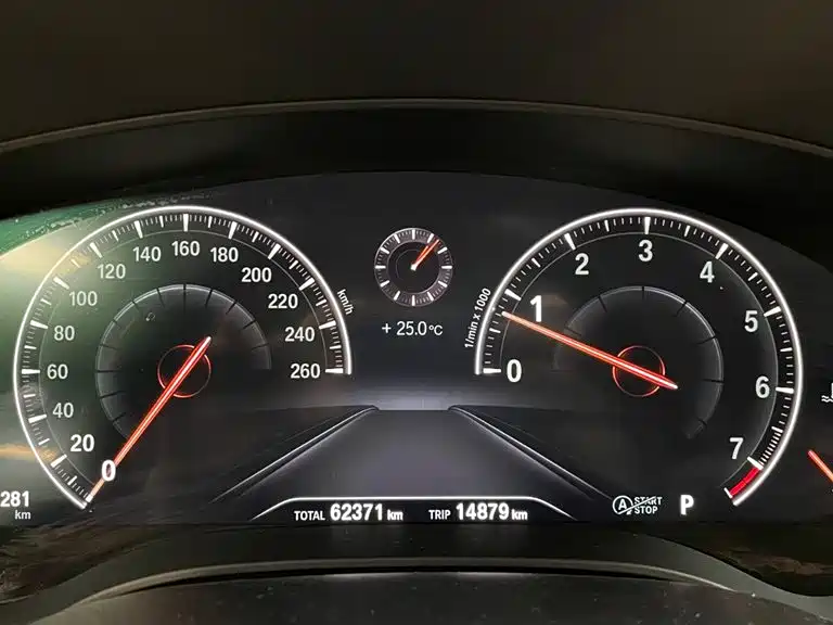 BMW 6 Series GT 2018 630i Luxury Design Package фото 9