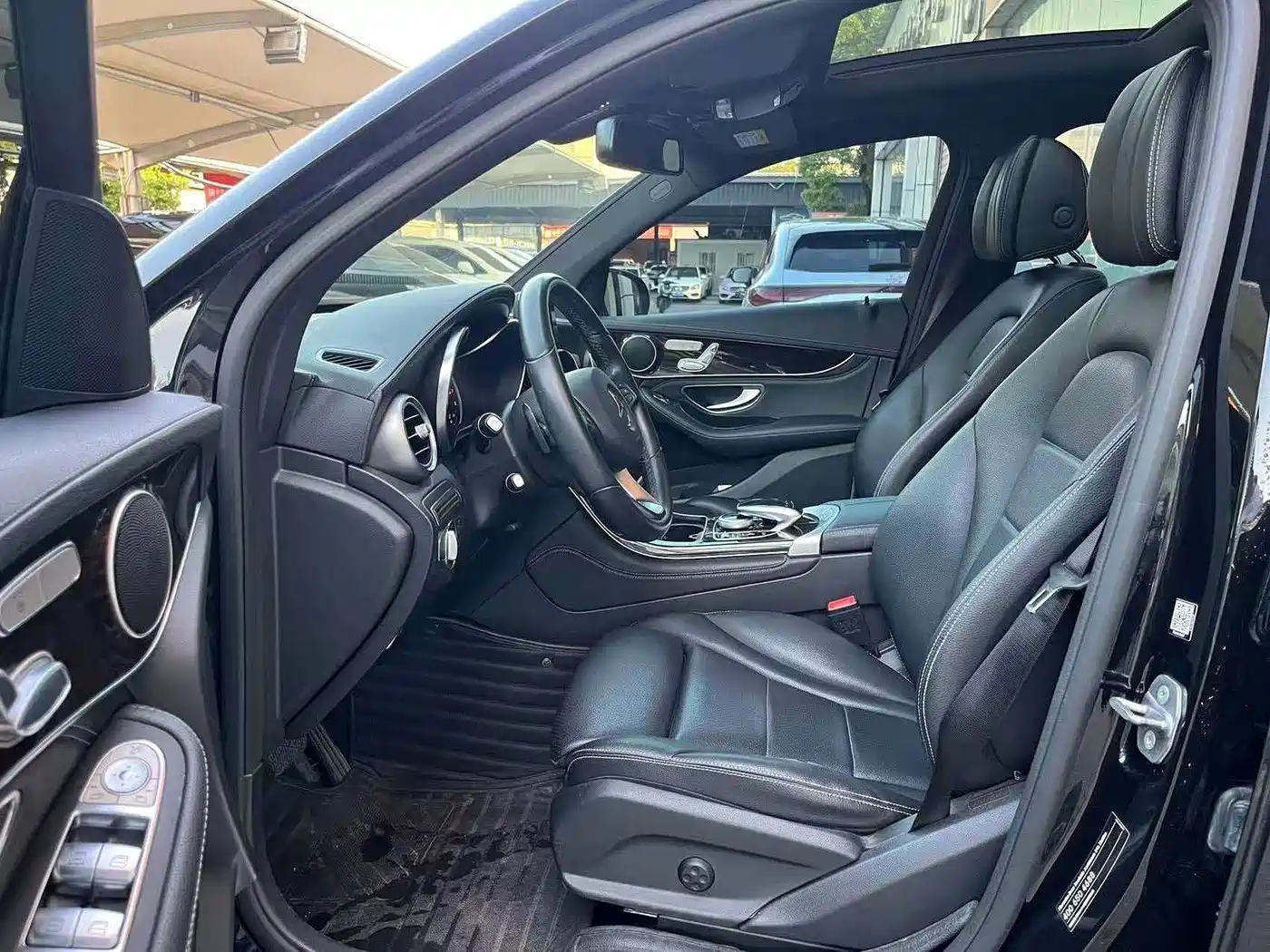 Mercedes-Benz GLC 2019 GLC 260 4MATIC Dynamic фото 4