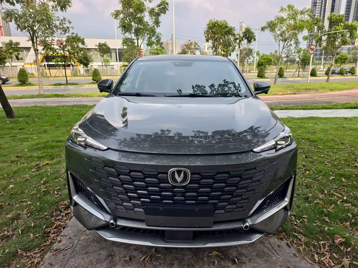 Changan UNI-K 2023 2023 2.0T 2WD Delight Edition