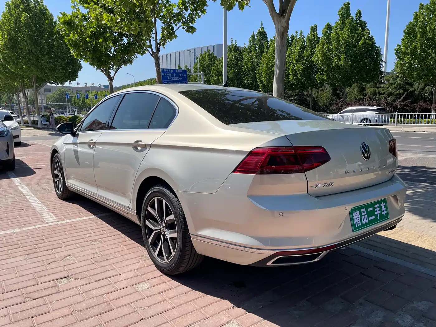 Volkswagen Magotan 2020 330TSI DSG Leading фото 6