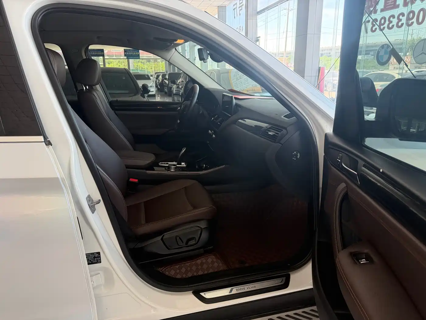 BMW X3 (Import) 2014 xDrive20i X Design Package фото 9