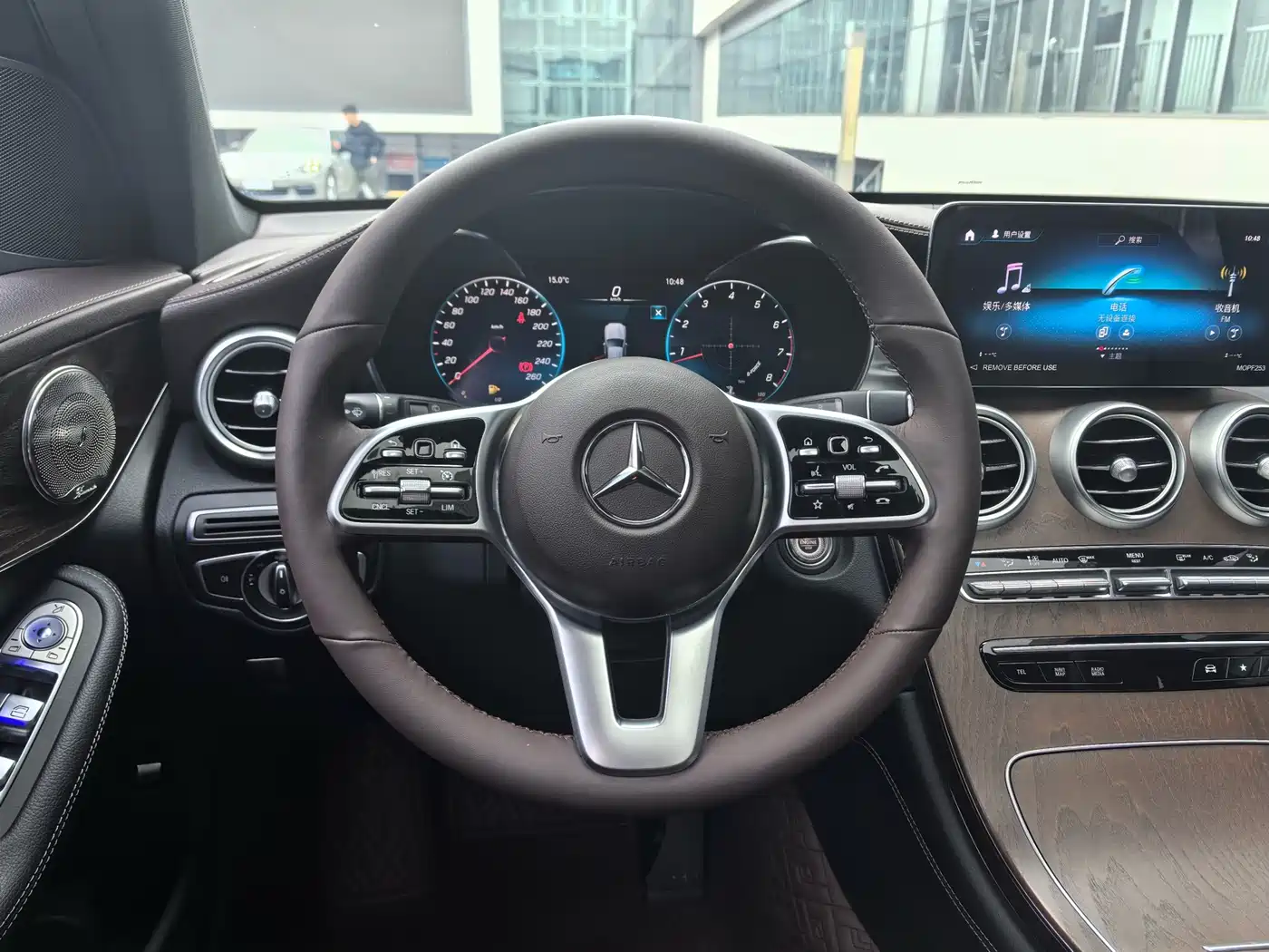 MERCEDES-BENZ GLC