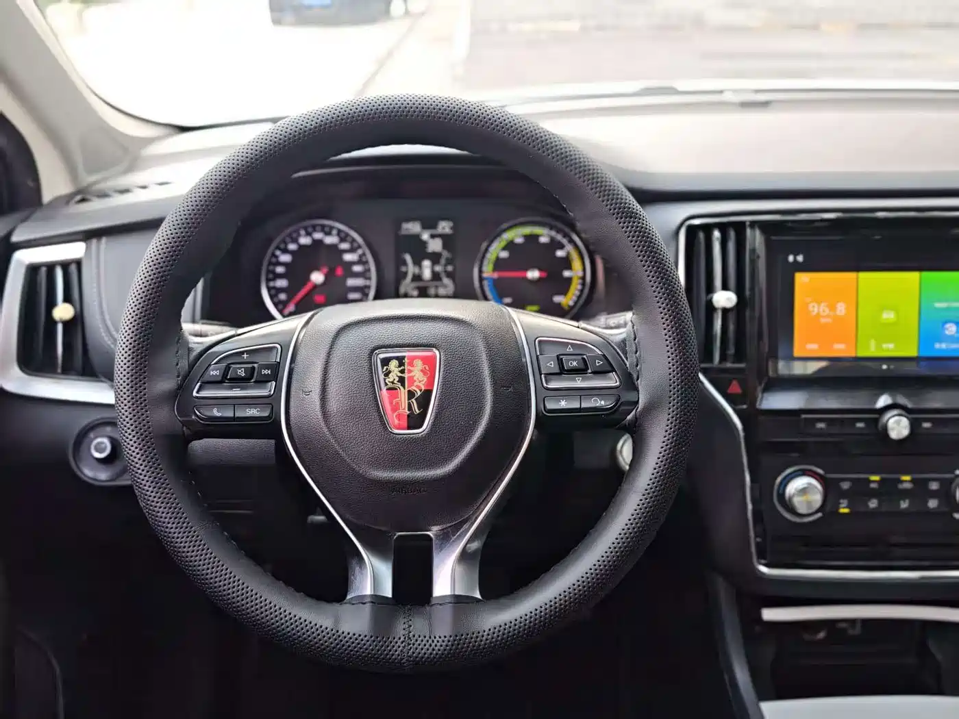 Roewe i6 New Energy 2020 2019 PLUS 50T 4G Connected Glory Luxury Edition