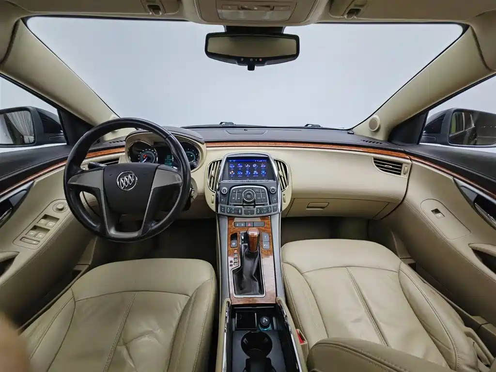 Buick LaCrosse 2012 2.4L SIDI Elegance Edition фото 5