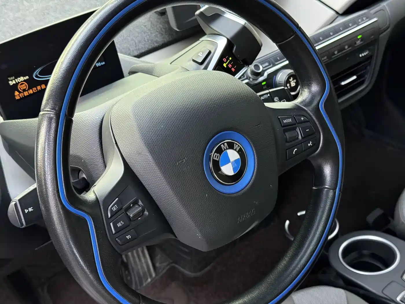 BMW I3
