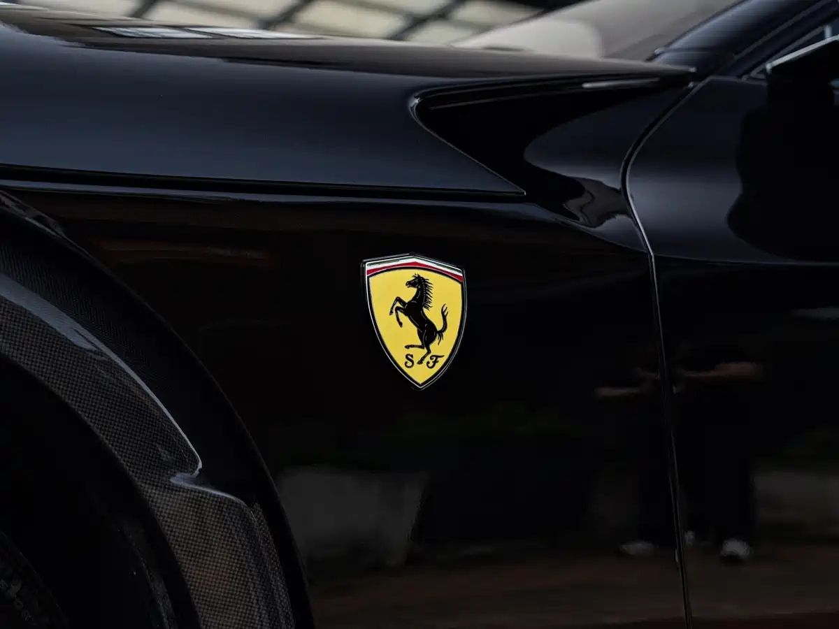 Photo 9 - Ferrari Purosangue