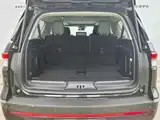 Фото 10 - Lincoln Navigator