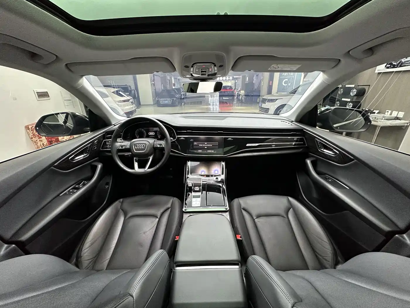 Audi Q8 2022 45 TFSI Luxury Dynamic фото 9