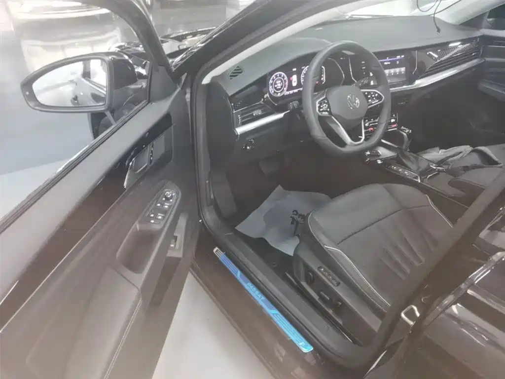Volkswagen Passat 2024 Model 380TSI Starlight Elite фото 16