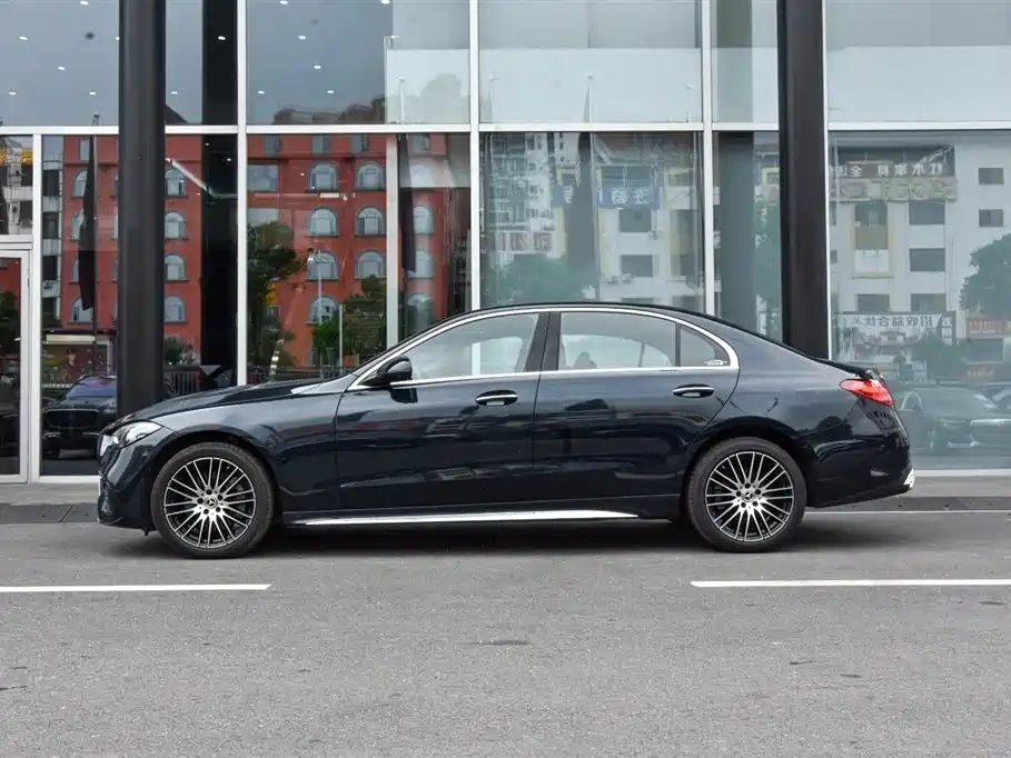 Фото 3 - Mercedes-Benz C-Class
