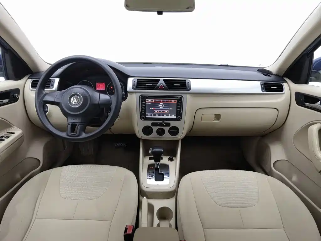 Volkswagen Bora 2011 2011 1.6L Automatic Fashion