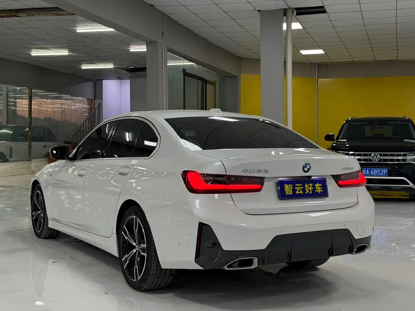 BMW 3 Series 2023 325i M Sport Package фото 7