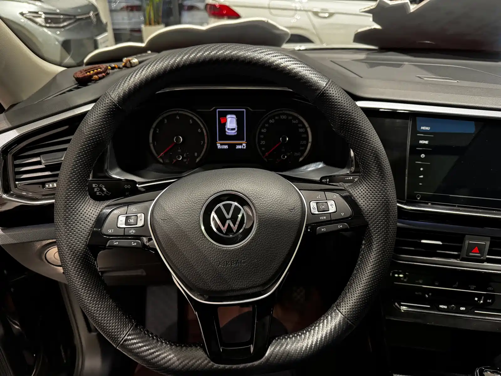 صورة 10 - Volkswagen Tayron