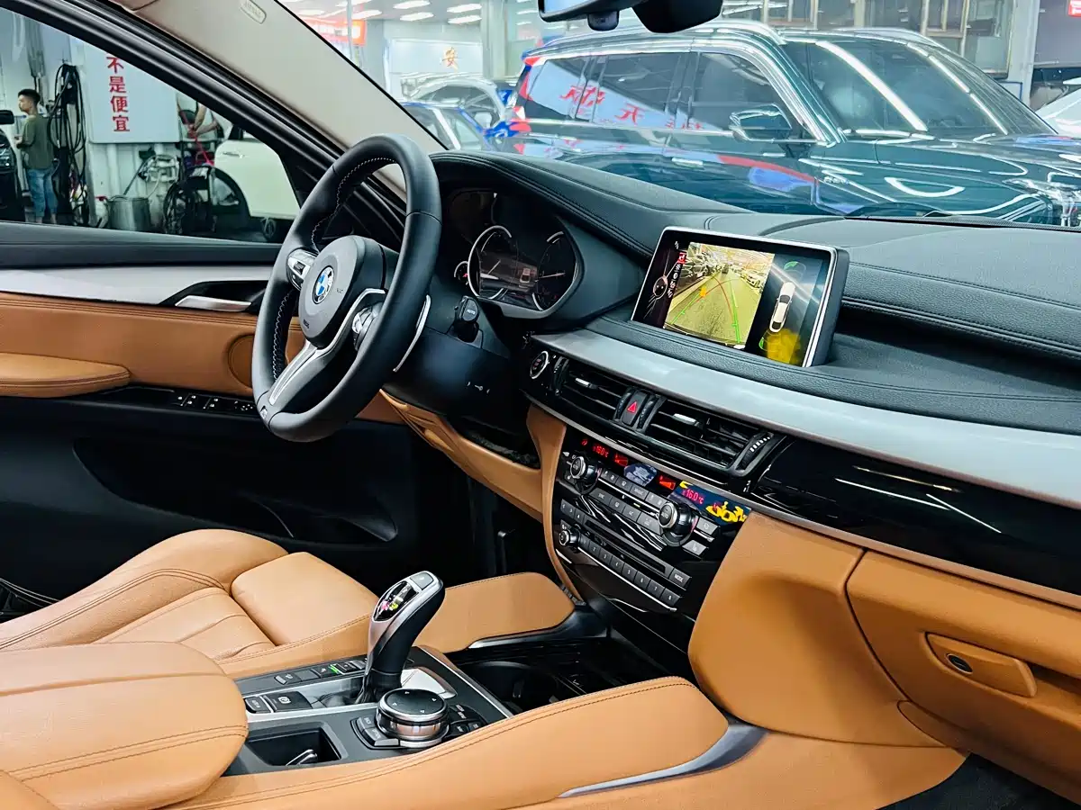 BMW X6 2017 xDrive35i Leading фото 16