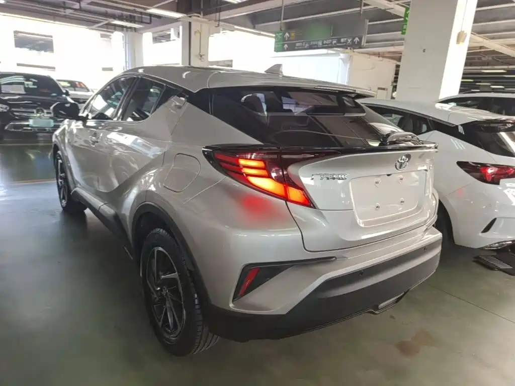 Toyota C-HR 2022 2021 2.0L Luxury Edition
