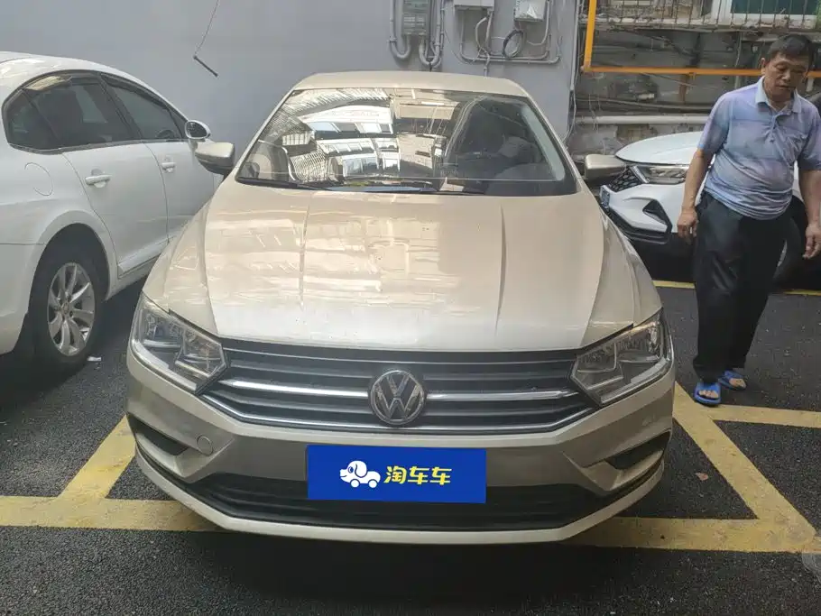 Photo 2 - Volkswagen Bora