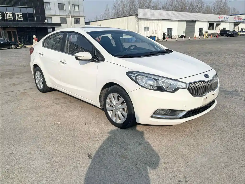 Kia K3 2015 1.6L Automatic GLS фото 3