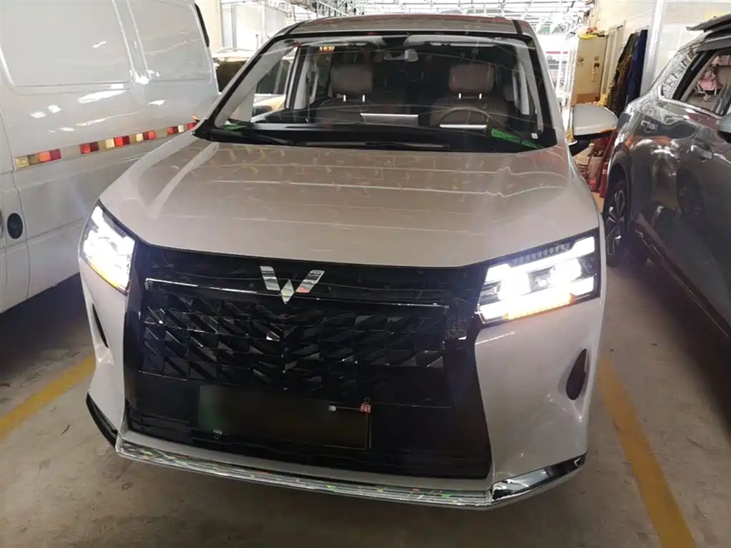 Wuling Motors Xingguang 730 New Energy 2025 2025 Model Plug-in Hybrid Base Version