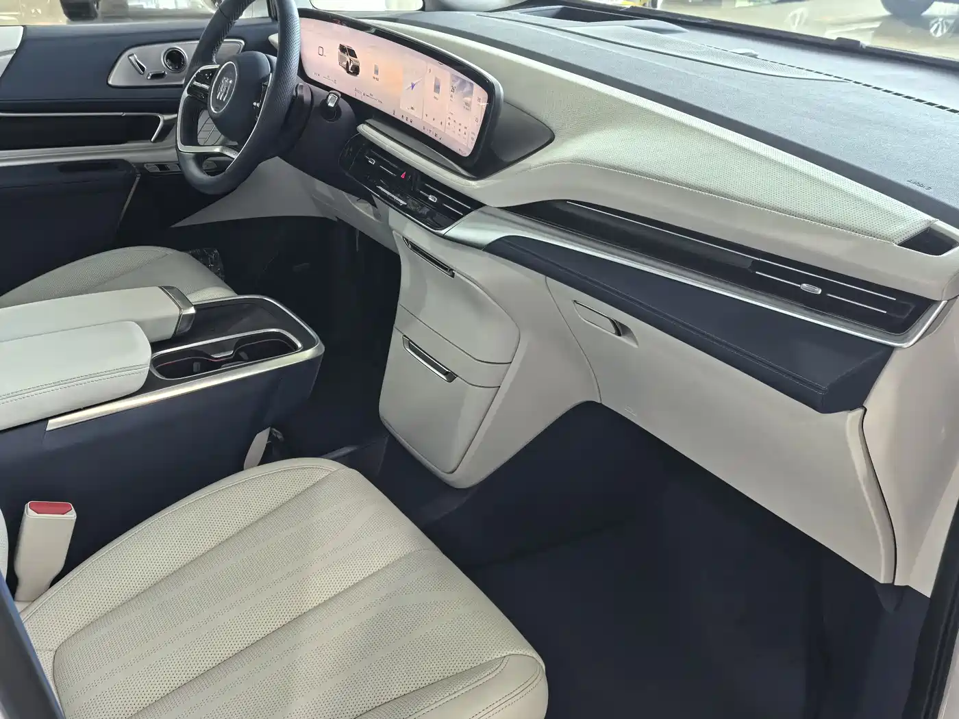 Buick Century 2025 2.0T 6-Seater World Edition фото 19