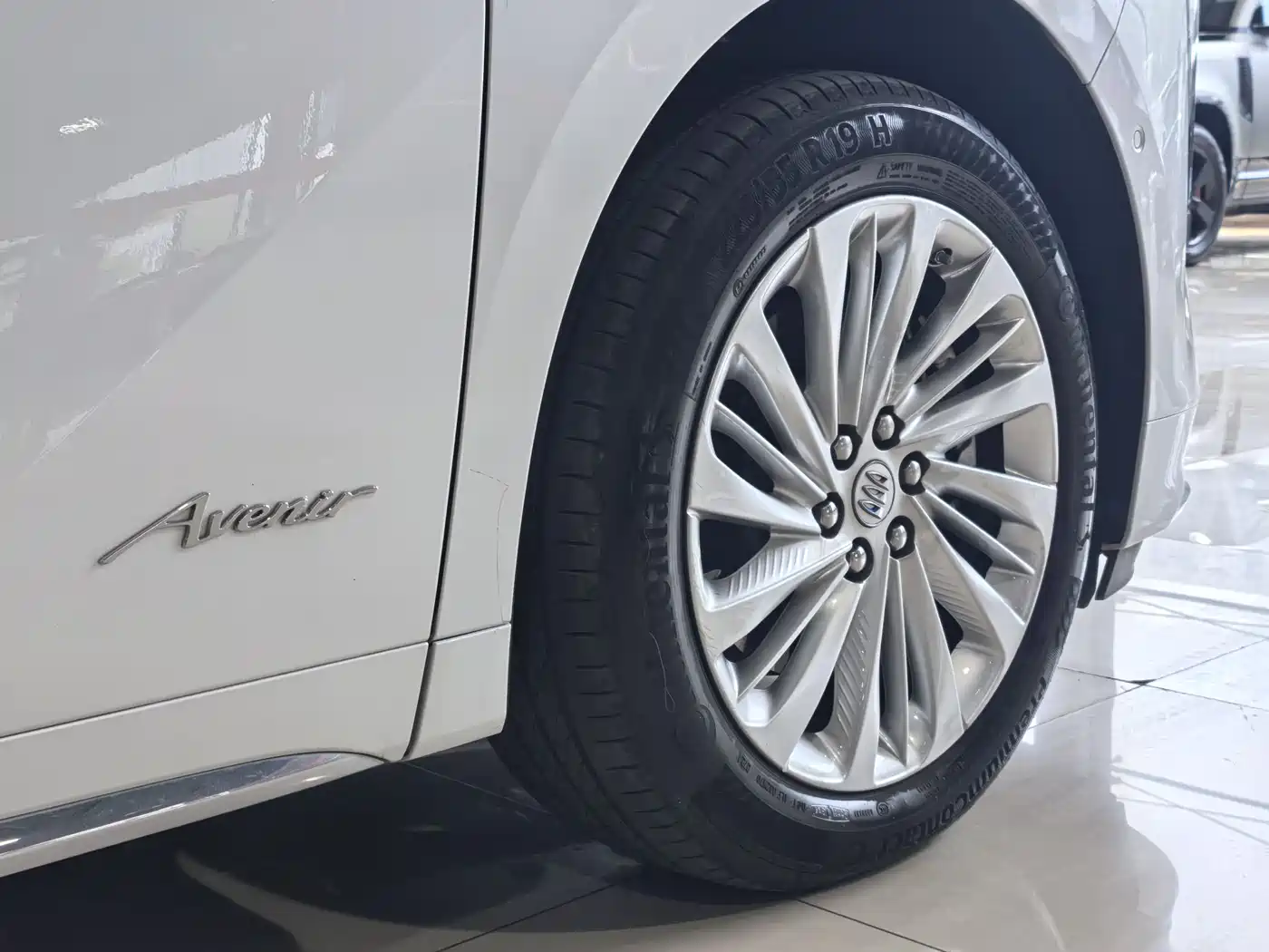Buick Century 2025 2.0T 6-Seater World Edition фото 21