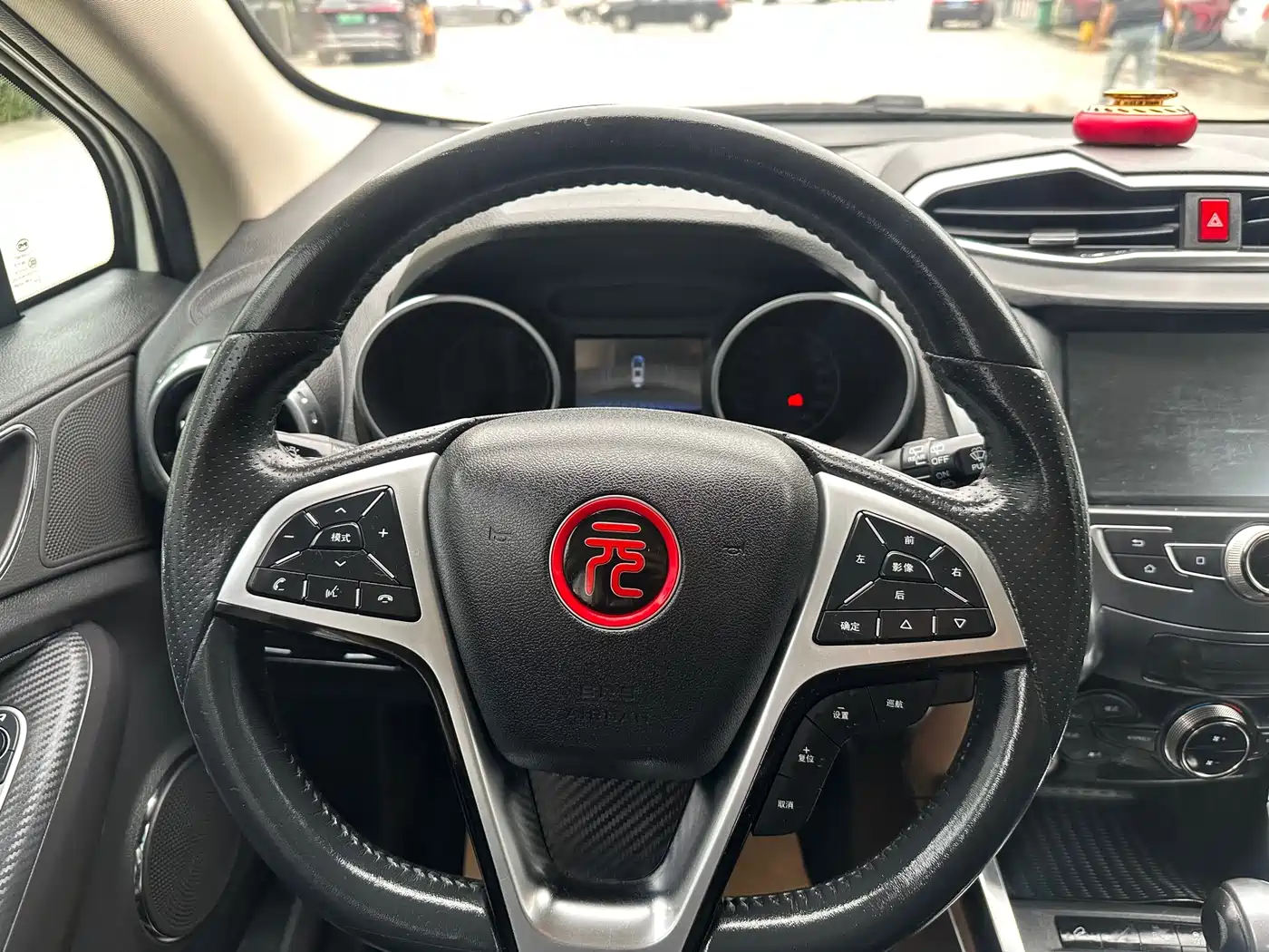 BYD Yuan 2016 1.5L Automatic Elegance фото 8