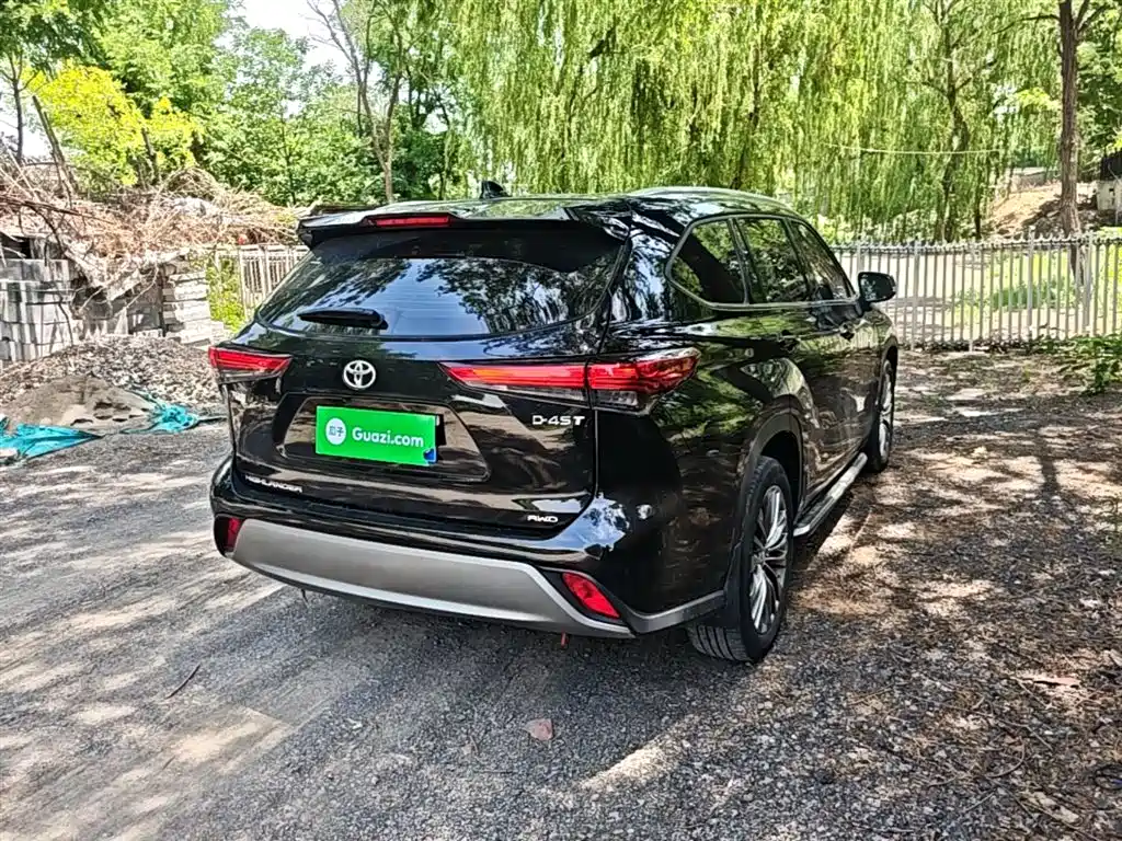 Toyota Highlander 2022 380T 4WD Luxury 7-Seater фото 7
