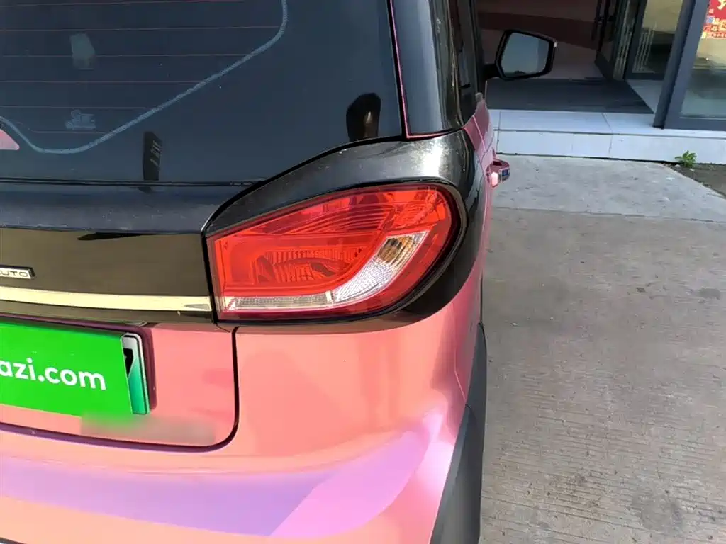 BAOJUN E100