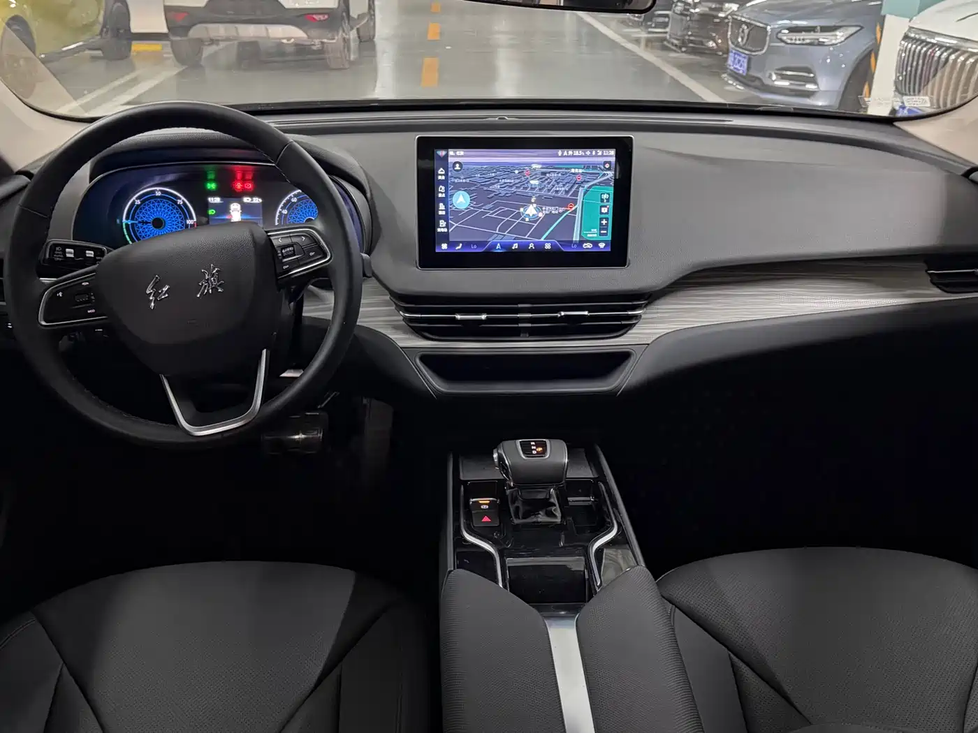Hongqi E-QM5 2023 620km PLUS фото 11