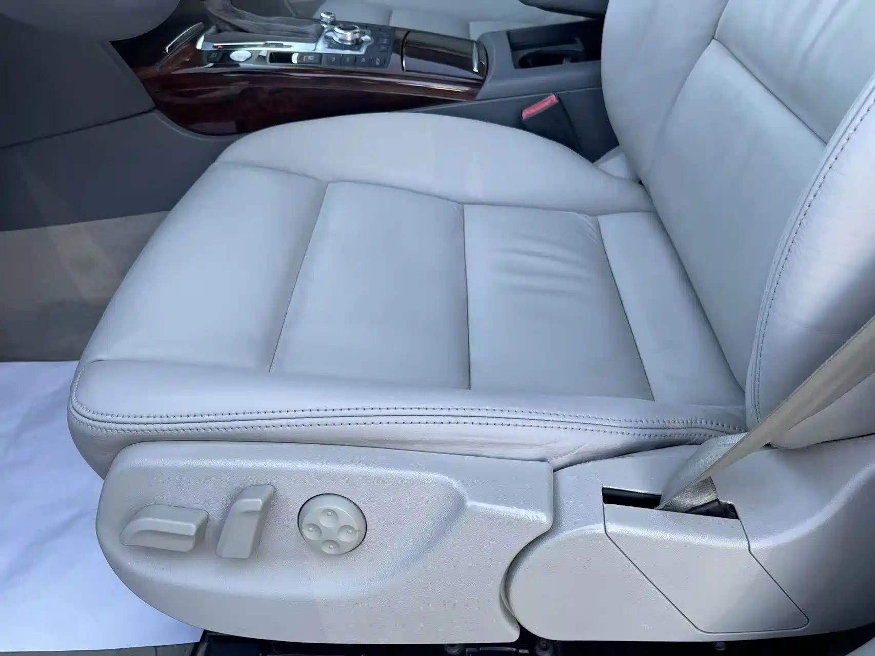 صورة 19 - Audi A6L