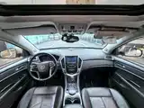 Photo 5 - Cadillac SRX