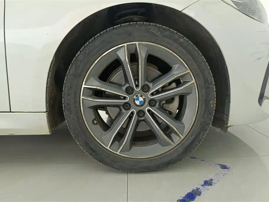 BMW 1 Series 2021 Facelift 120i M Sport фото 6