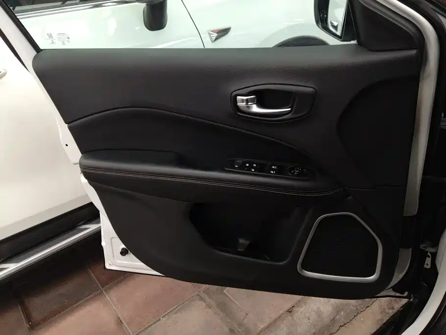 Jeep Compass 2017 2017 200T Automatic Family Edition