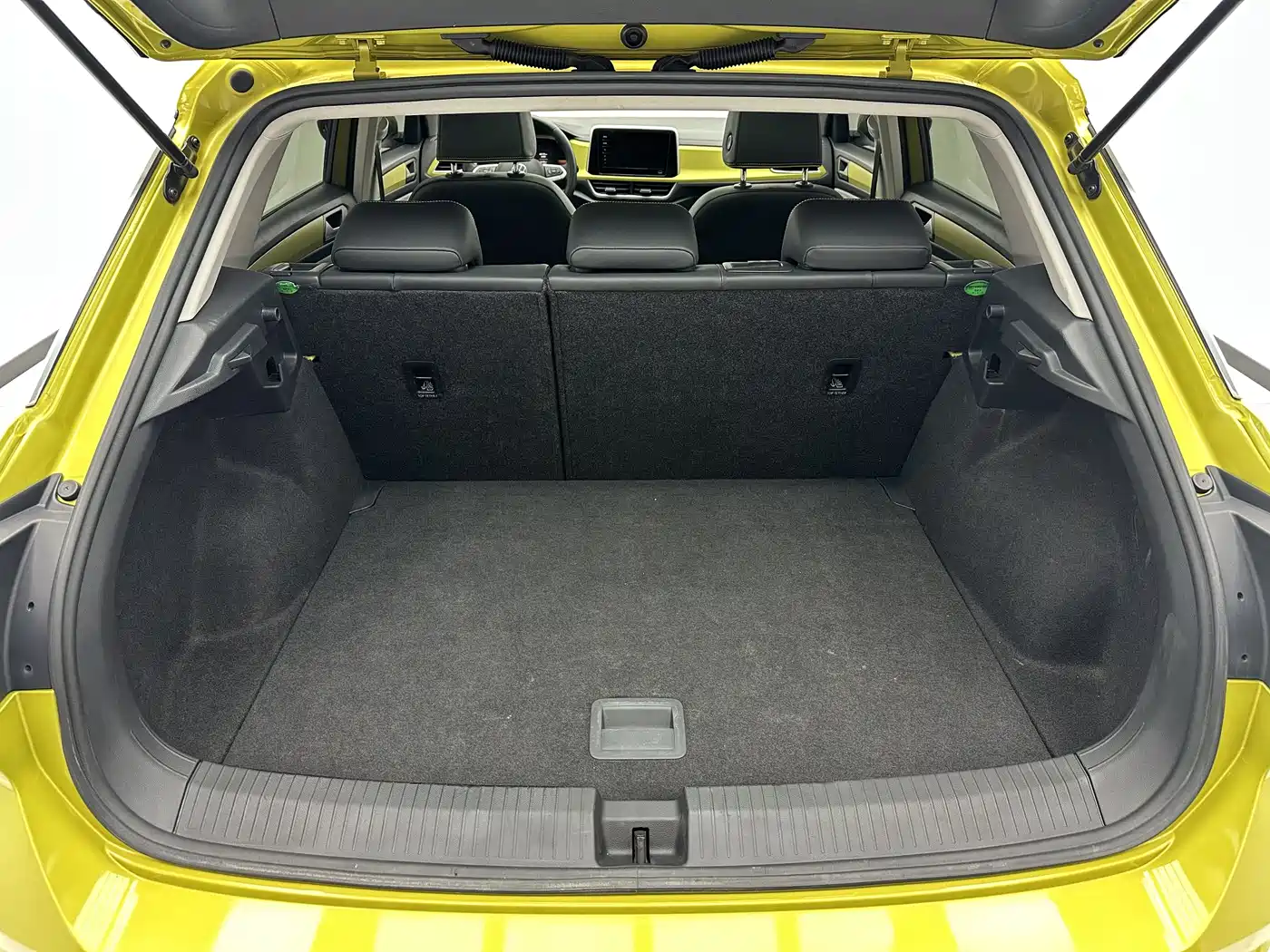 Volkswagen T-ROC 2023 280TSI DSG 2WD Time Edition фото 17