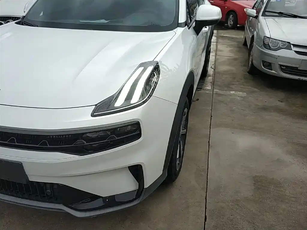 Lynk & Co 06 2023 Remix 1.5T Power Pro фото 24