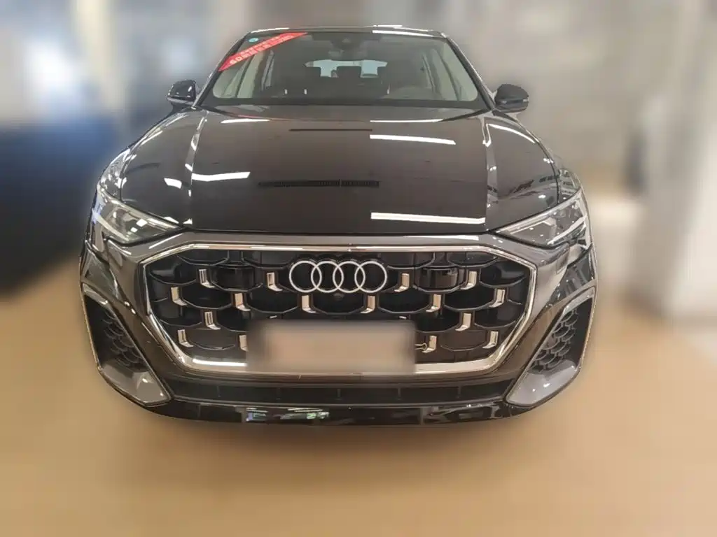 Audi Q8 2025 2024 55 TFSI Luxury Sport