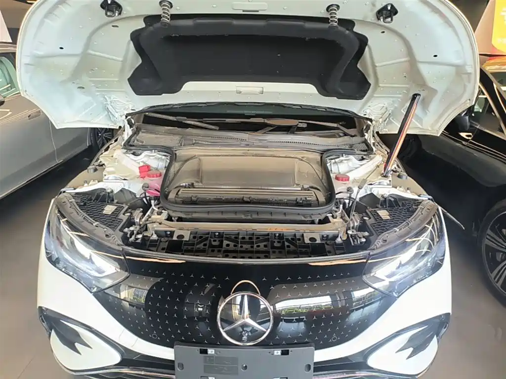 Mercedes-Benz EQE 2025 500 4MATIC Pioneer фото 20