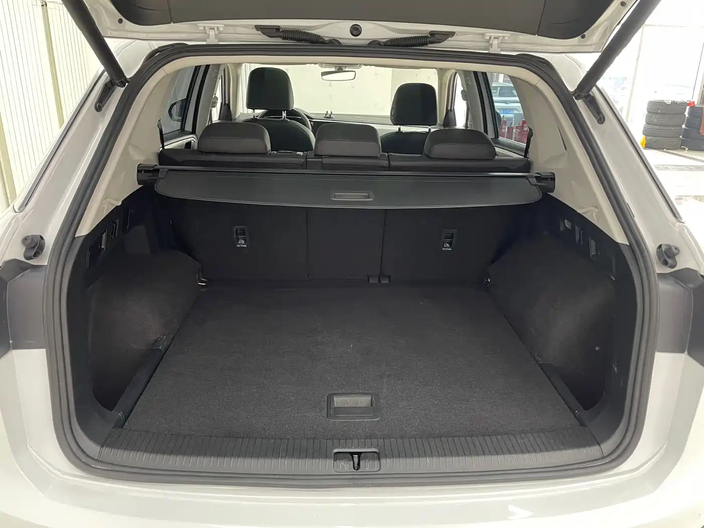 Volkswagen Tayron 2022 280TSI 2WD Luxury Smart Connect Edition фото 18